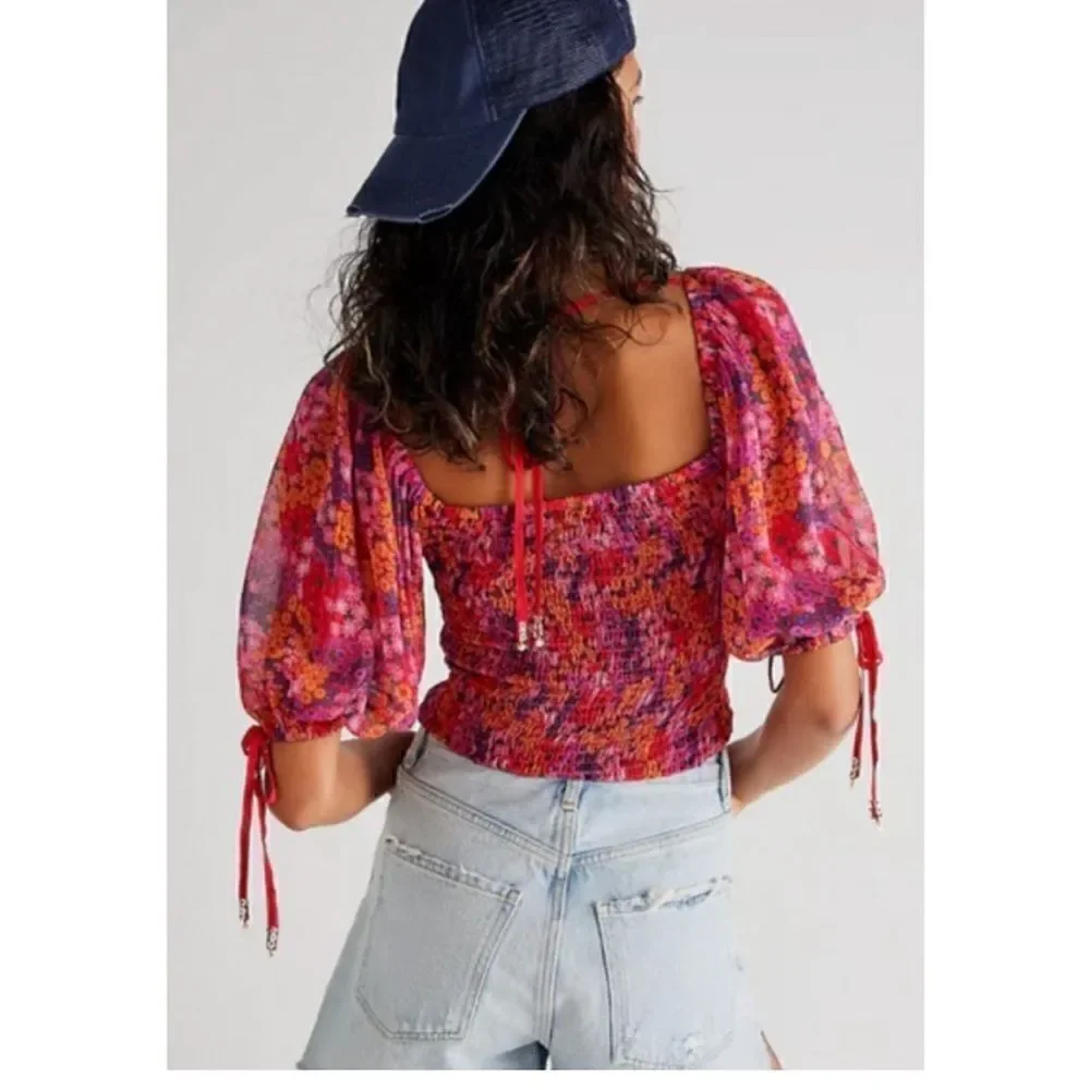 Free People Back On Elbow Puff Sleeve Cropped Top in Pink Floral, Medium NWT
